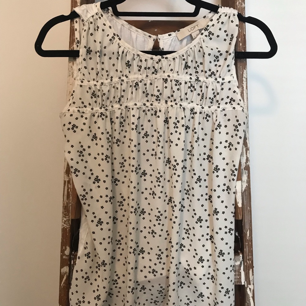 LOFT Sleeveless Top (S) Black Flowers